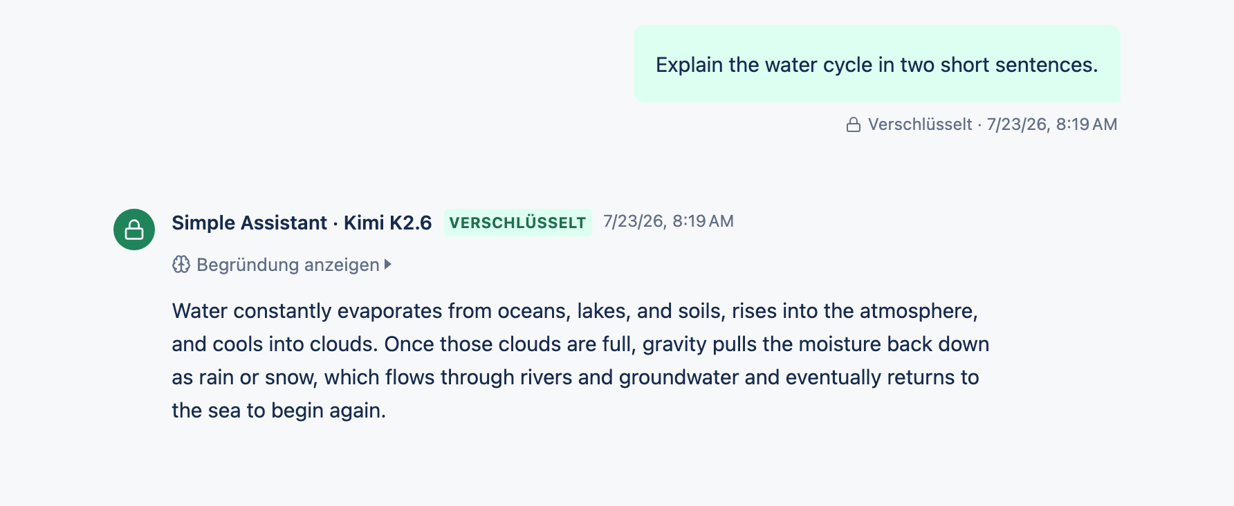 Eine gesendete Nachricht und die Antwort des Assistenten in einer Konversation.